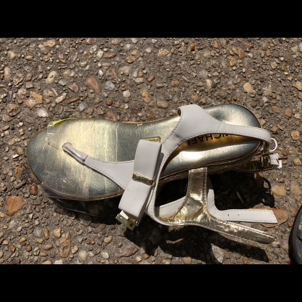 MK sandals